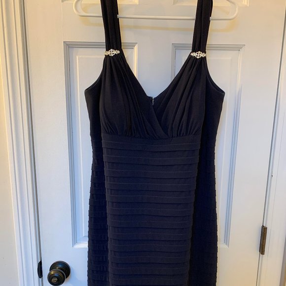 Xscape Dresses & Skirts - Xscape Woman Navy Cocktail Dress